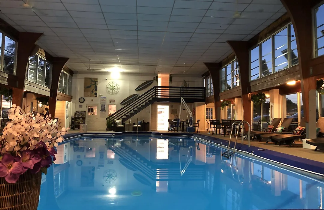 Hyannis Inn-1